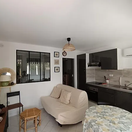 Apartament Bord De
